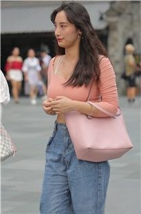 JPK56679-htathf1q522.jpg