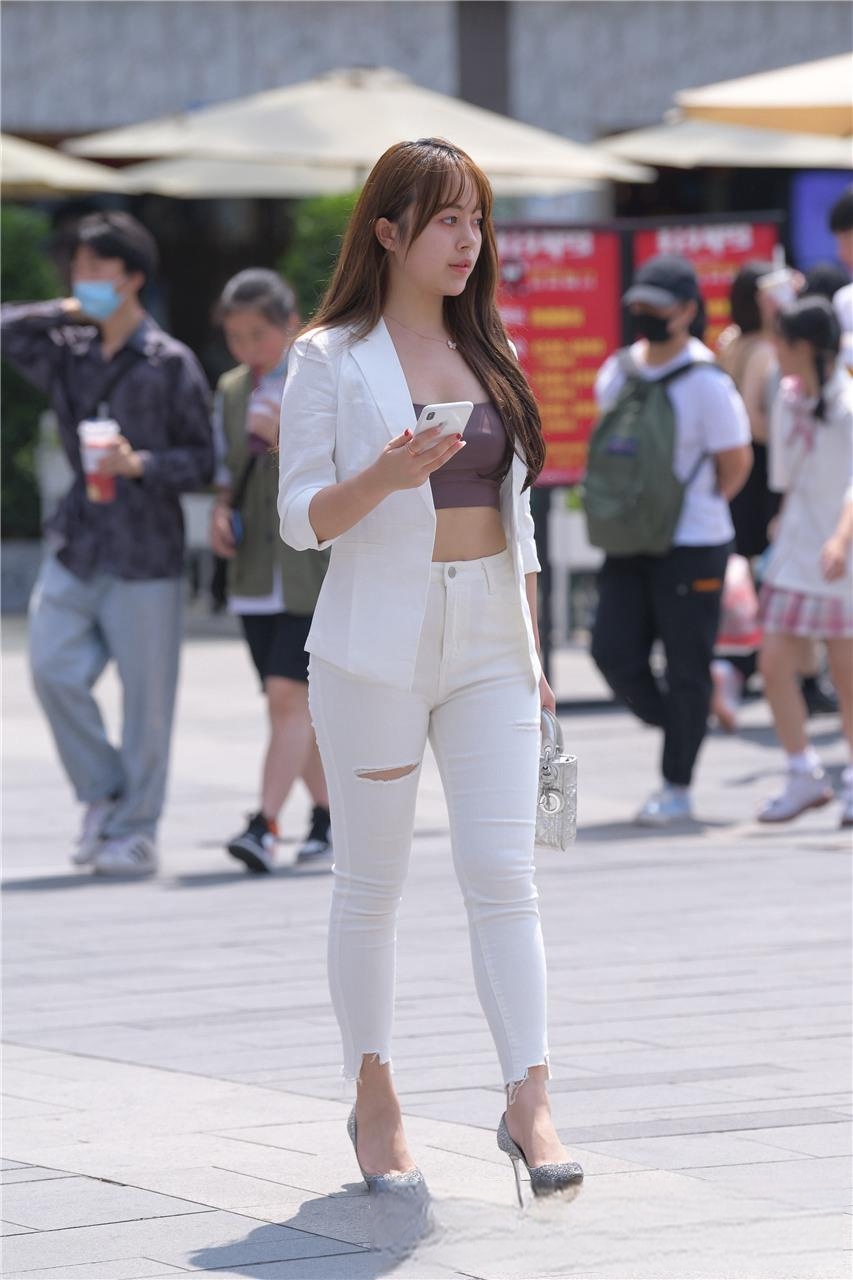 JPK54867-ysitqdggn0d.jpg