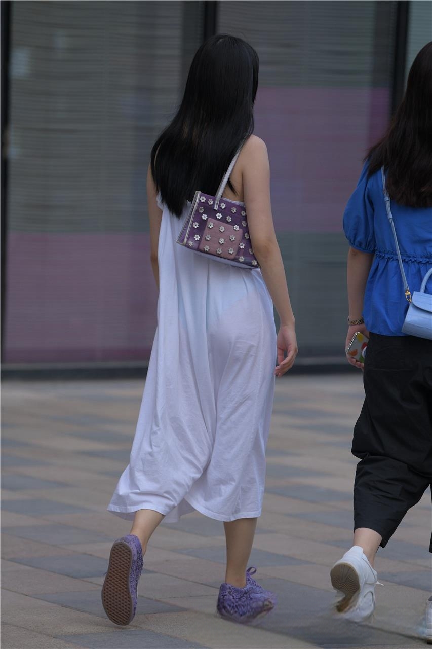 JPK53657-gnmbk4i24pl.jpg