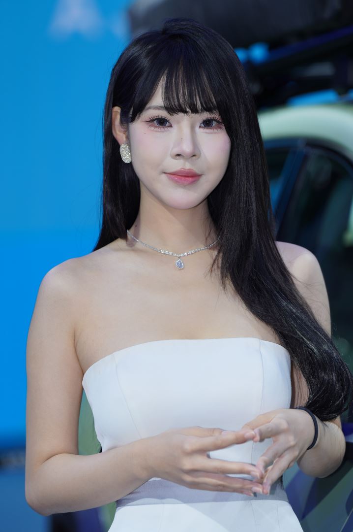 9099-xnpc2uccb1y.jpg