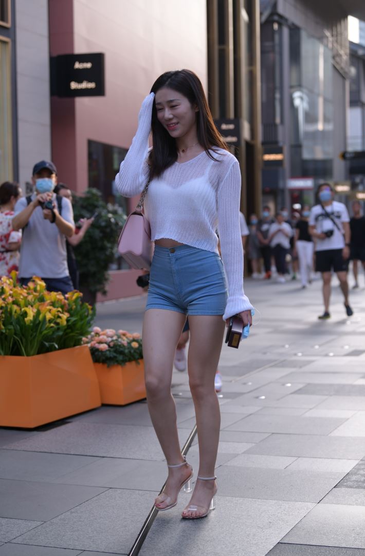 8753-0e30j0q5xix.jpg