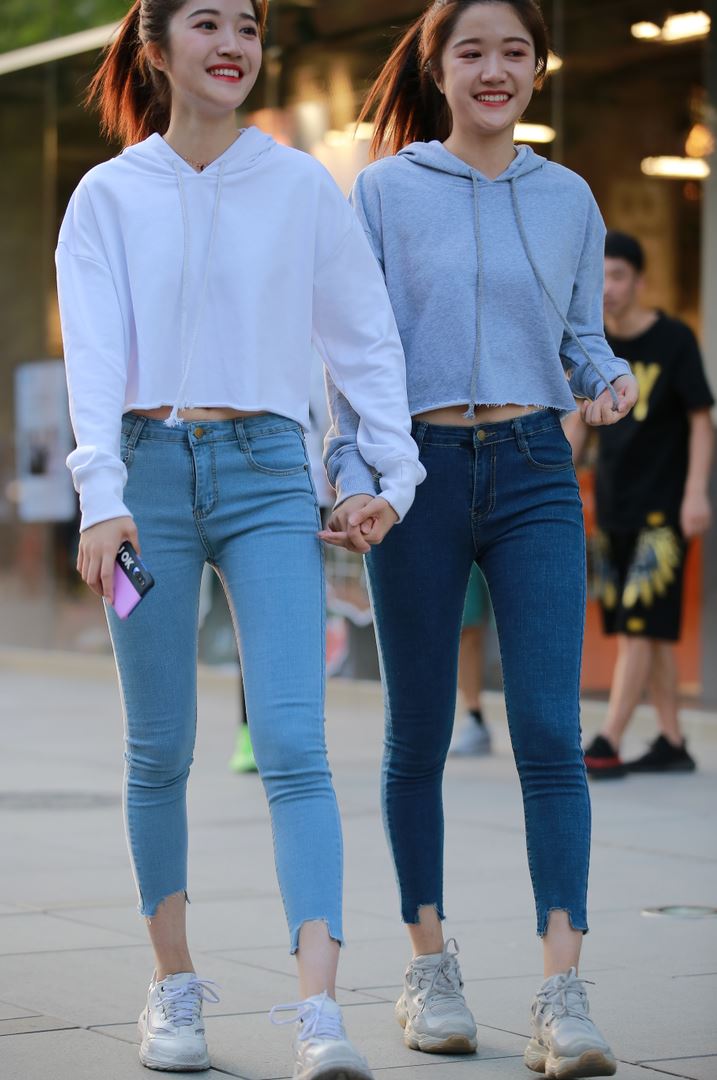 8444-ypbklss0nfo.jpg
