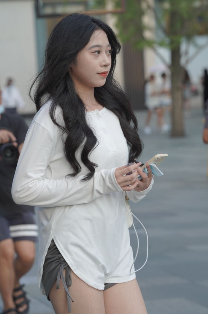 8334-0mz1sjm1zaf.jpg
