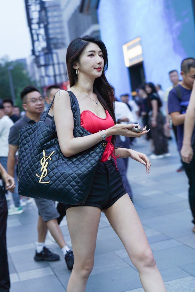2347-qlh2zsn3sw3.jpg