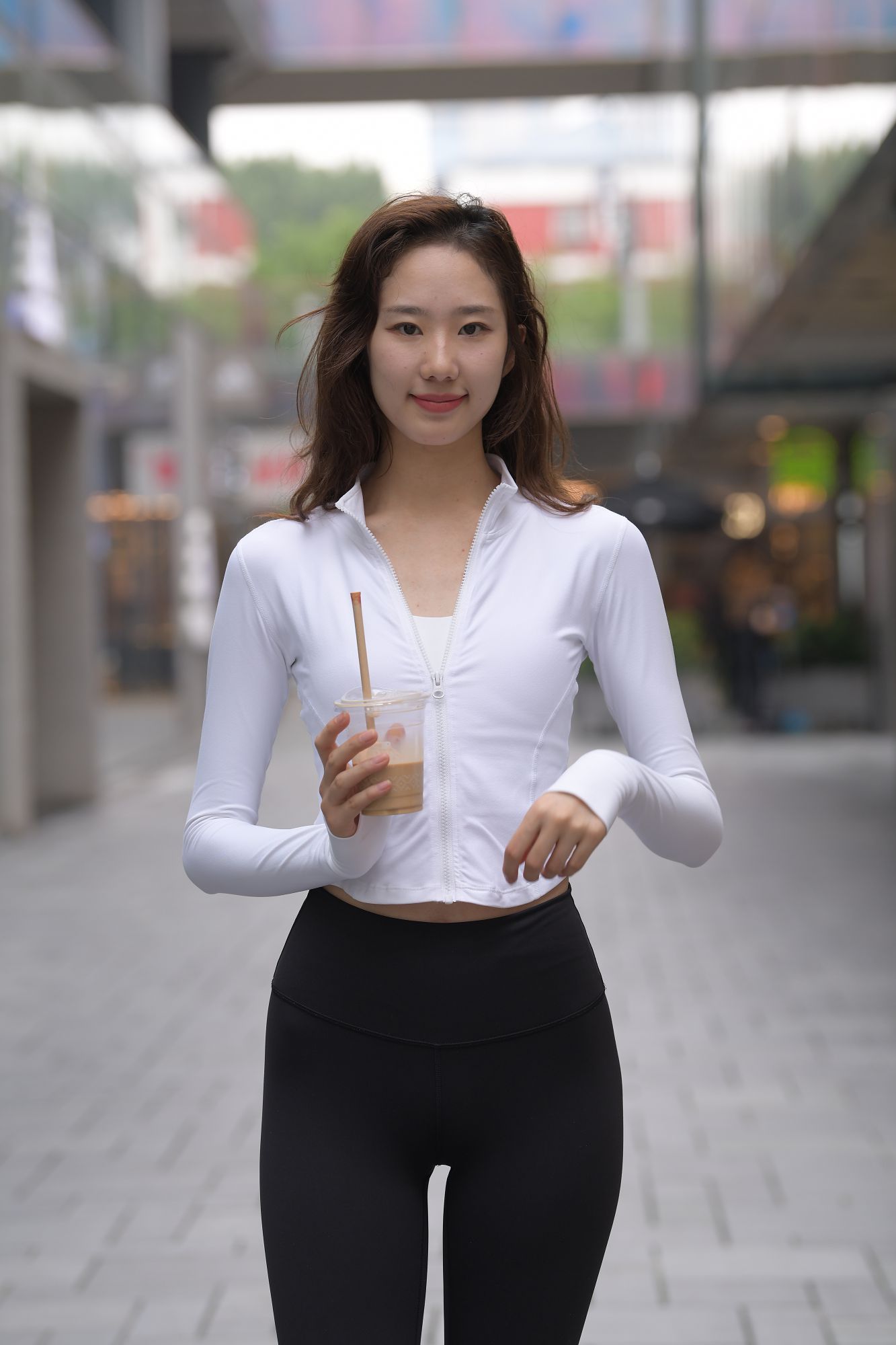 1801-do553q4sbyq.webp