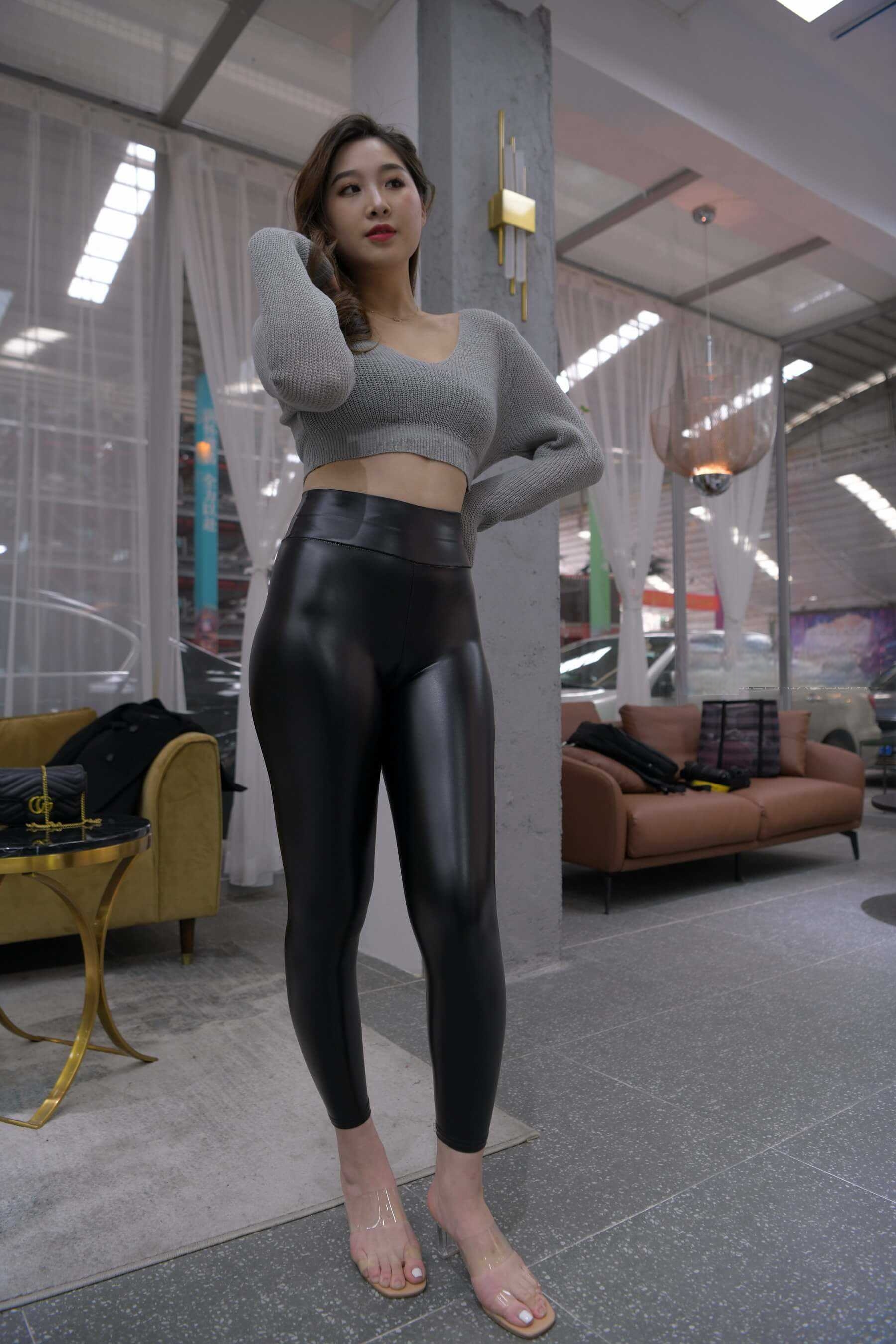 25203l4l2eufjhwj.jpg