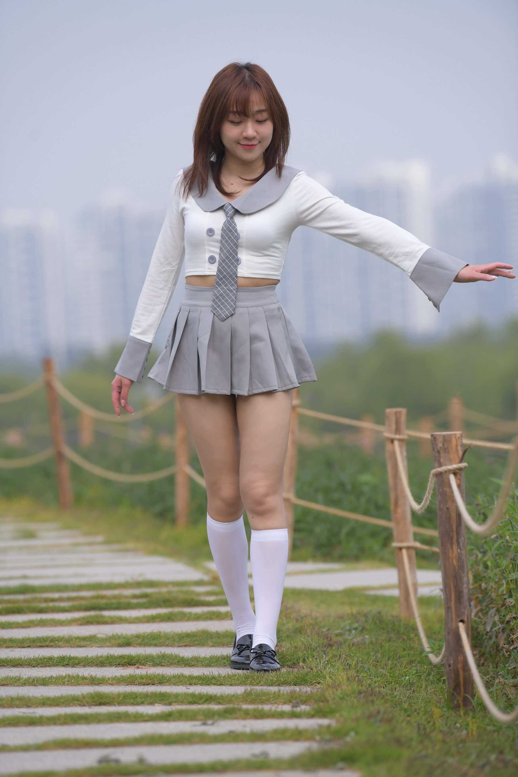 25028xfsnny05eyn.jpg