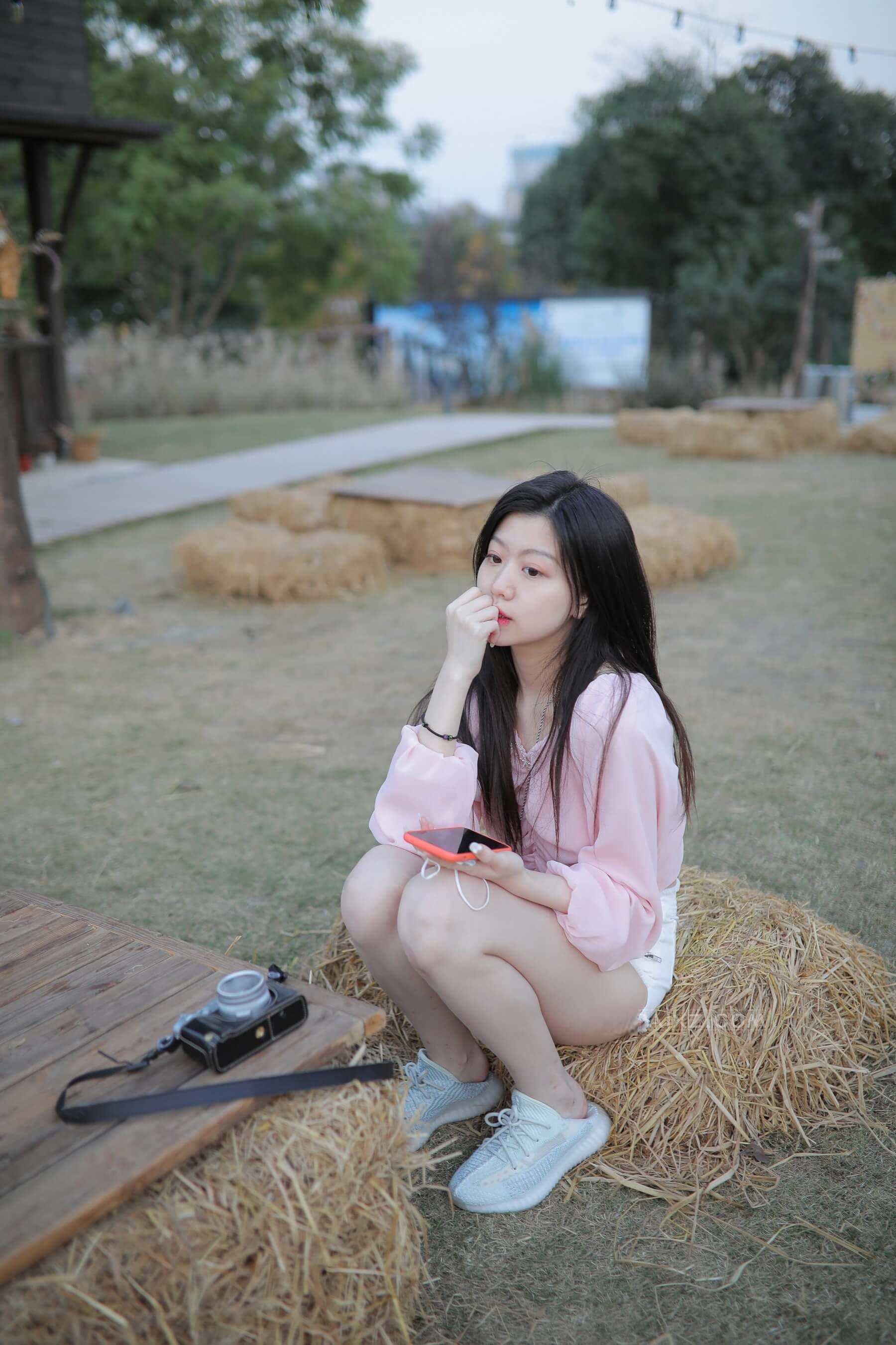 24809qzbsx5ny3yt.jpg