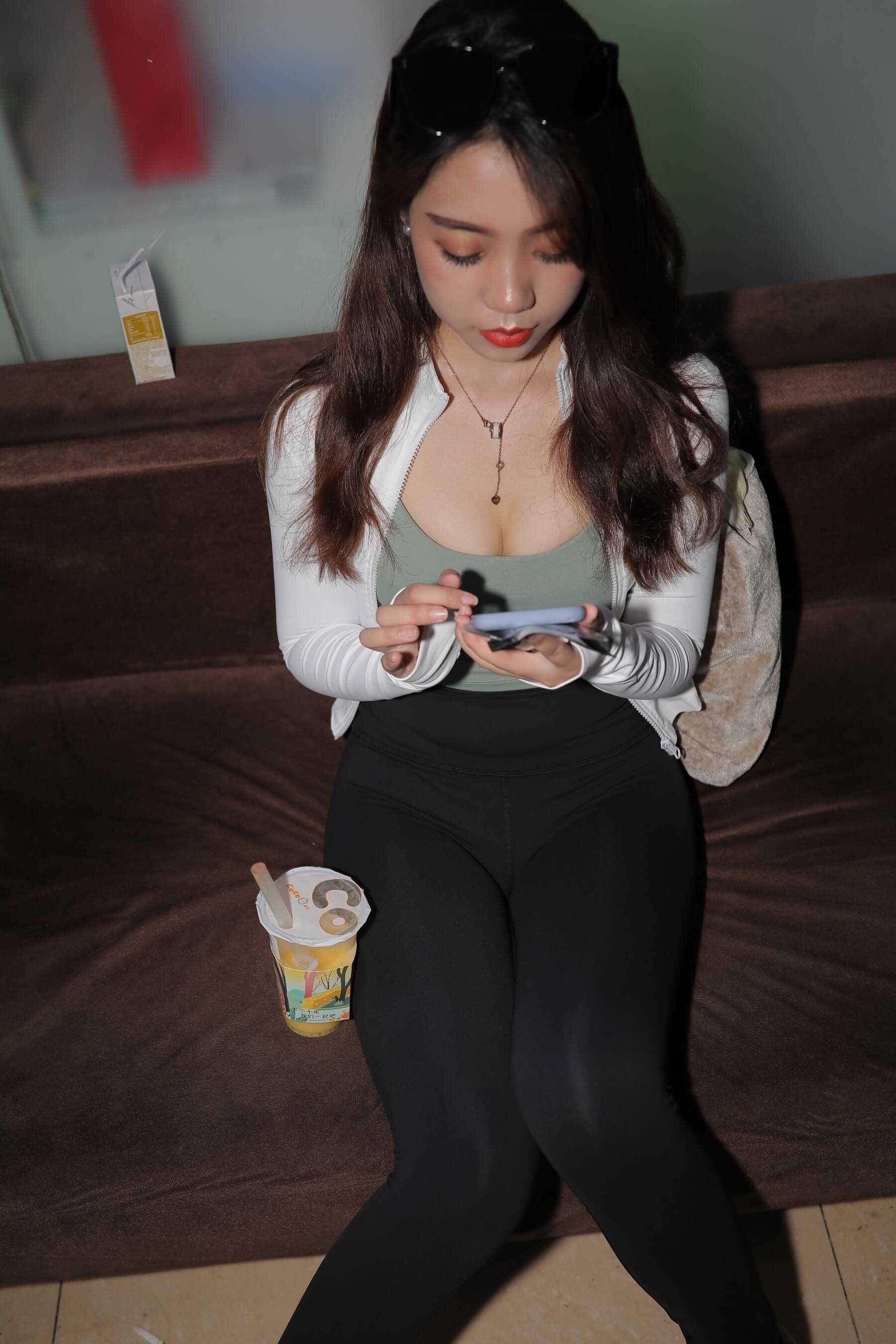 15748jcylwwct1rq.jpg