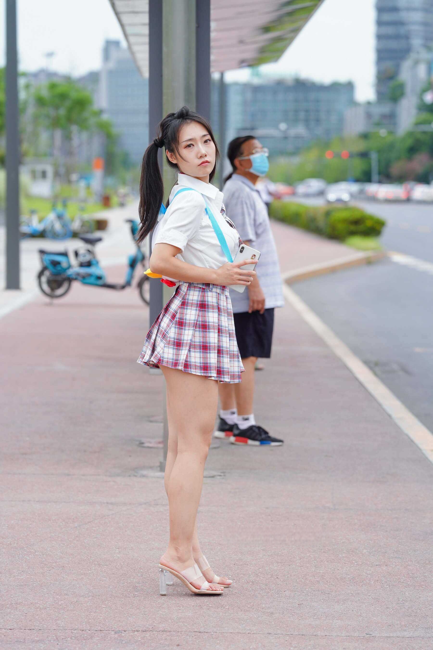 44040yxfhre0ou1.jpg