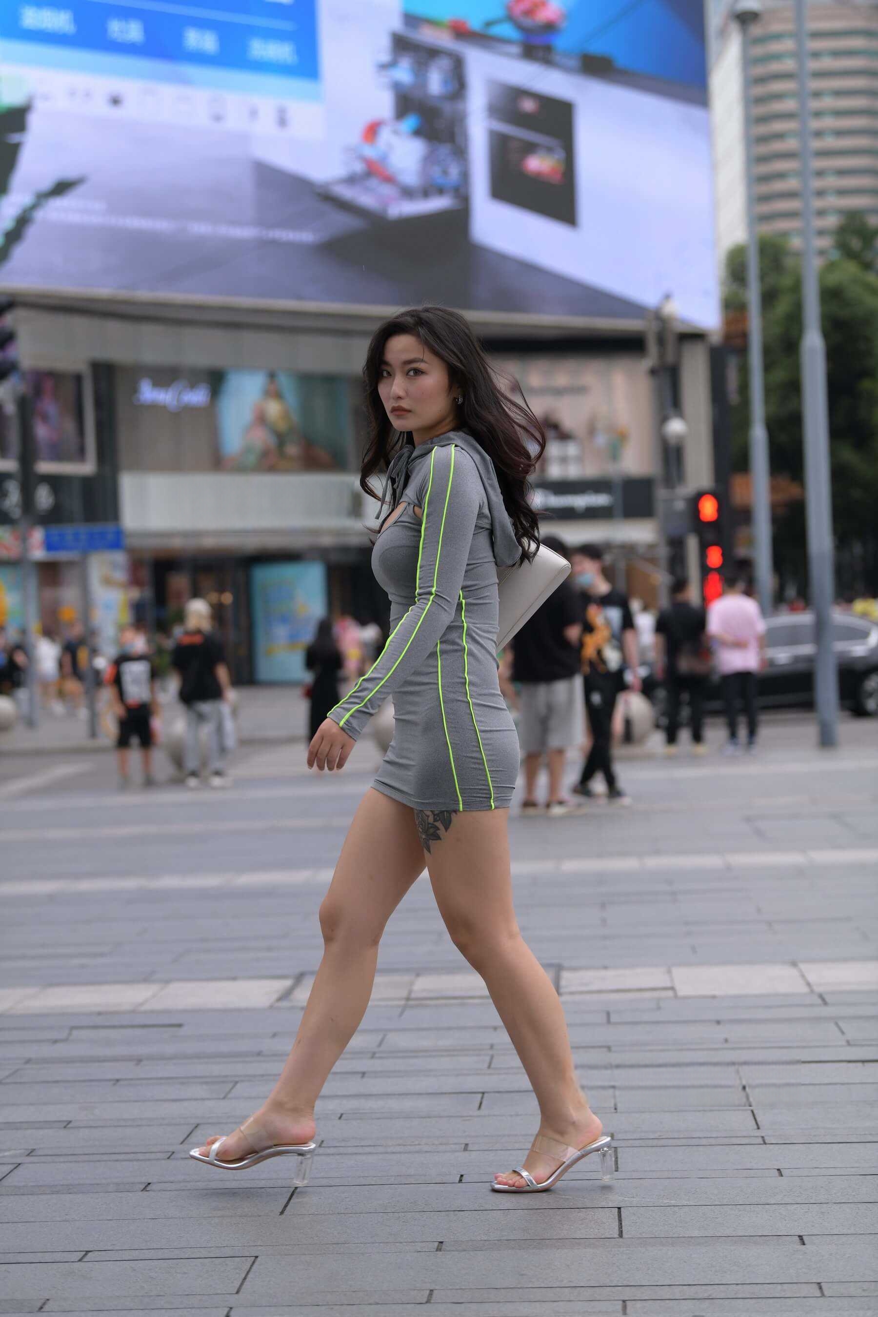 303sn1rzkfuew3.jpg