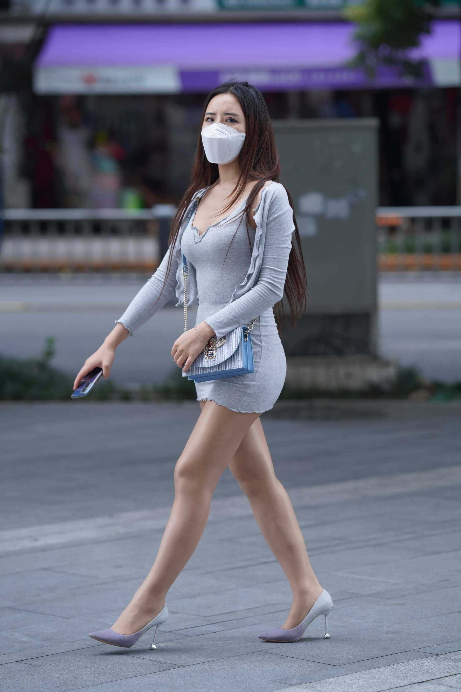 24749f0uvlt5tmrh.jpg