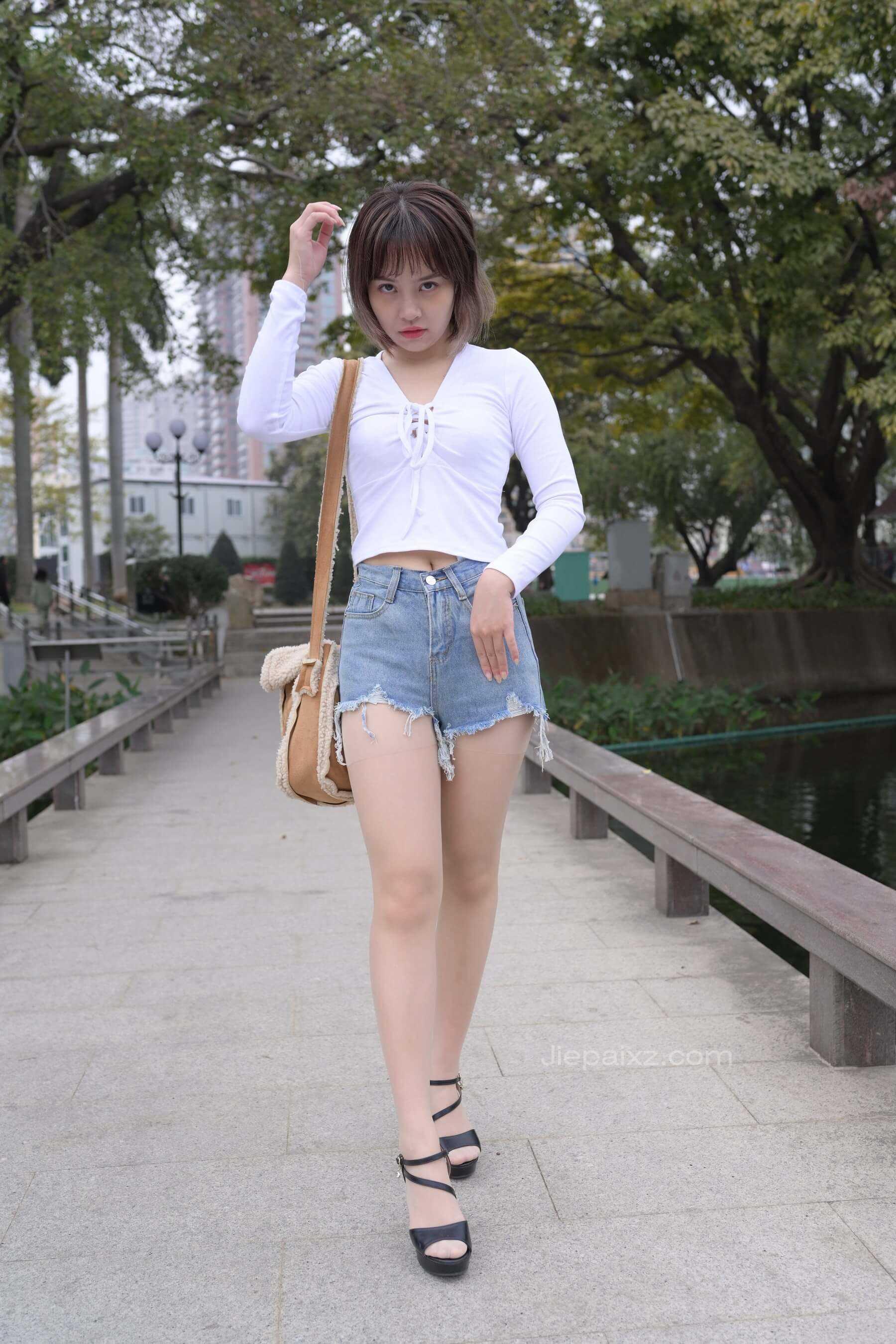 371p204ifvm4j3.jpg