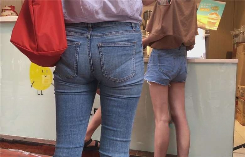 2885bkvzugm44zo.jpg