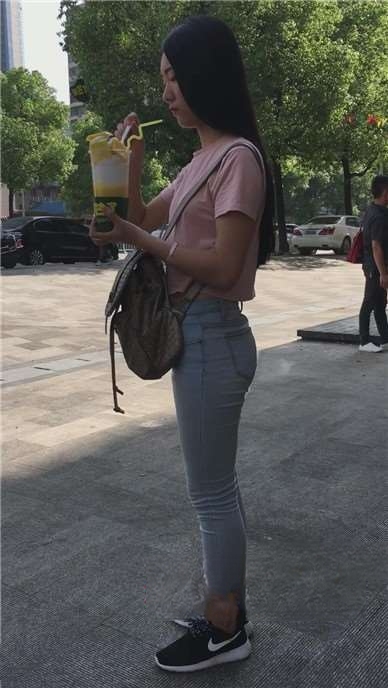 1981zrwdkvpmsvd.jpg
