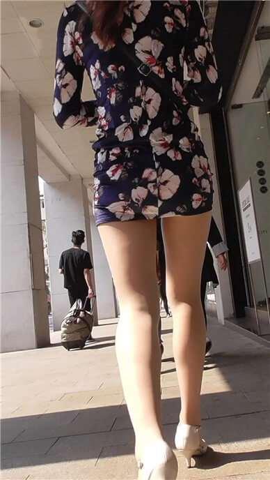 257fkqy0kpisin.jpg