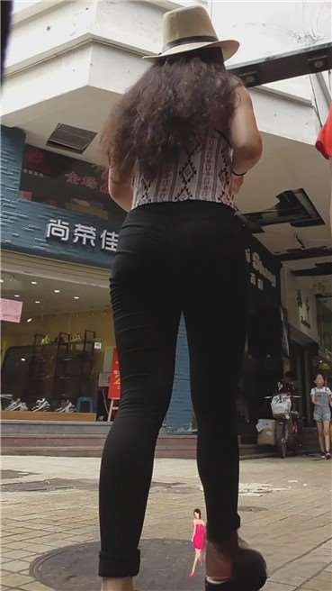 241wayd0pfoon3.jpg