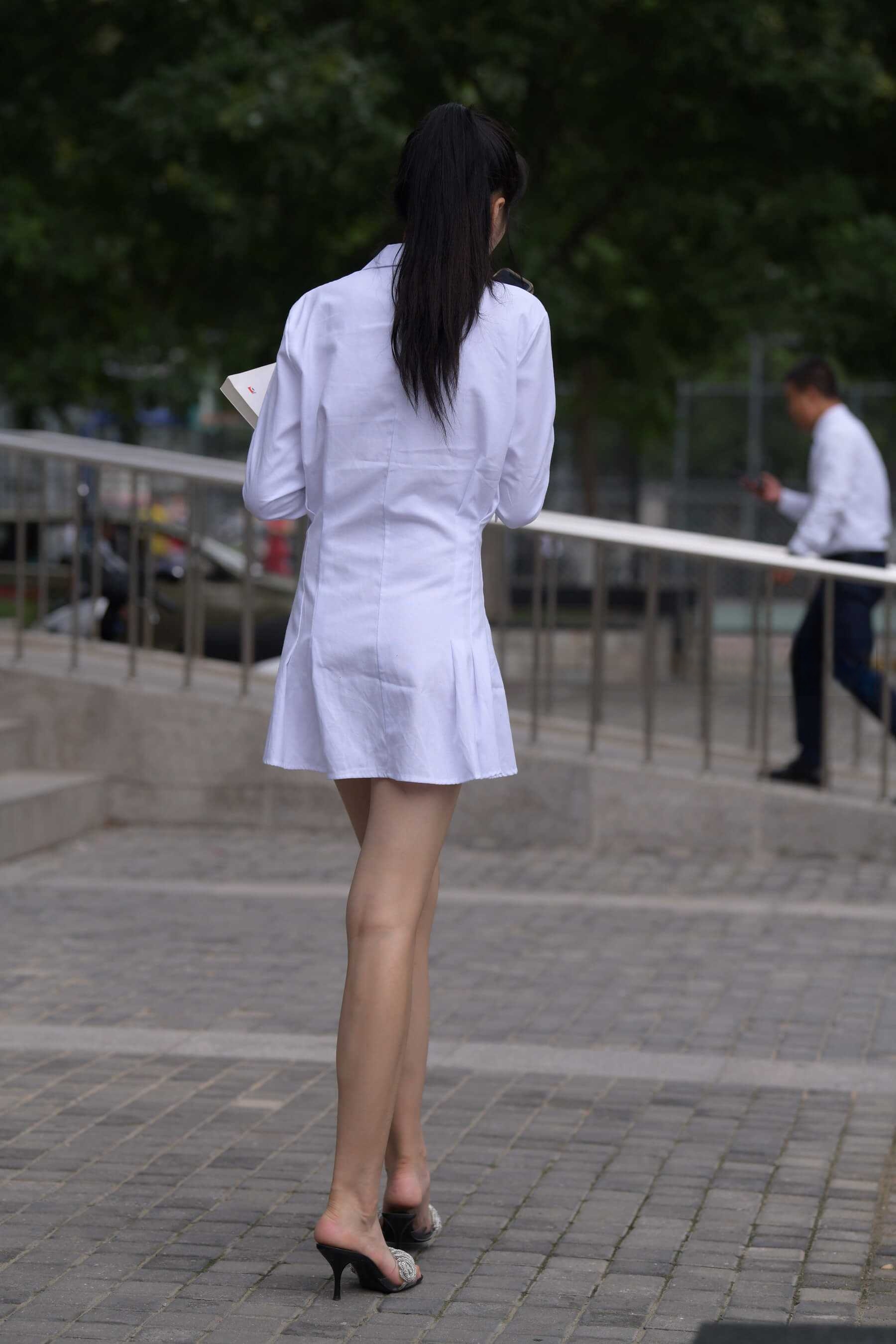 261603jhu4ib0a3q.jpg