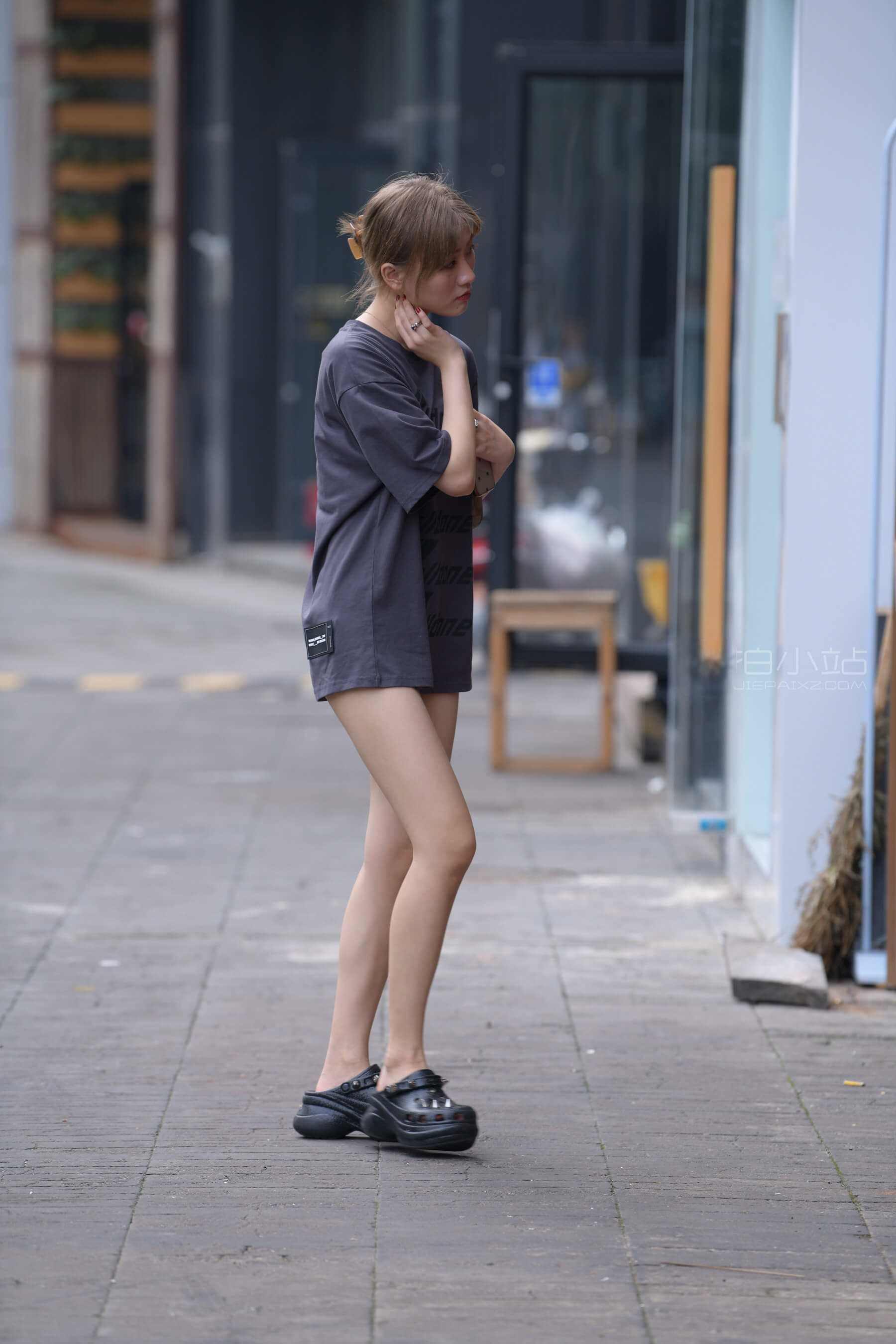26095b4t21n0t1vy.jpg
