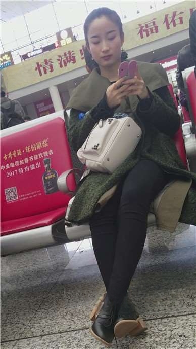 3415f2qsjl4hhpp.jpg