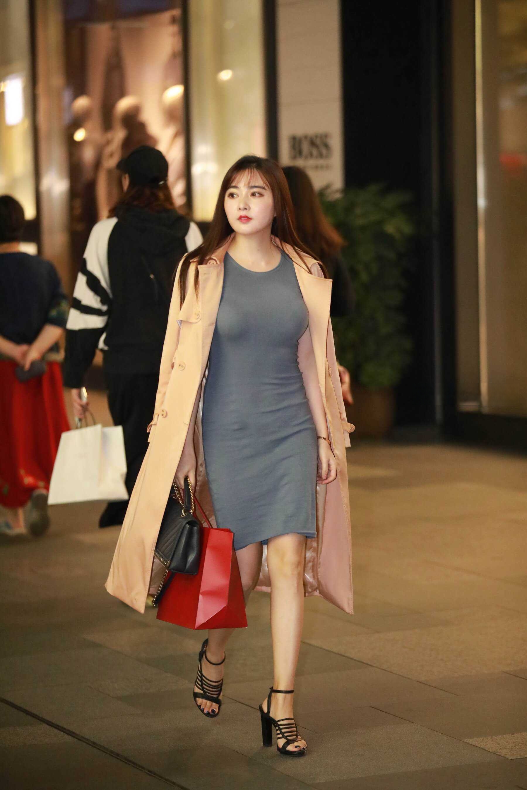 18217qmdqiy0fcmf.jpg