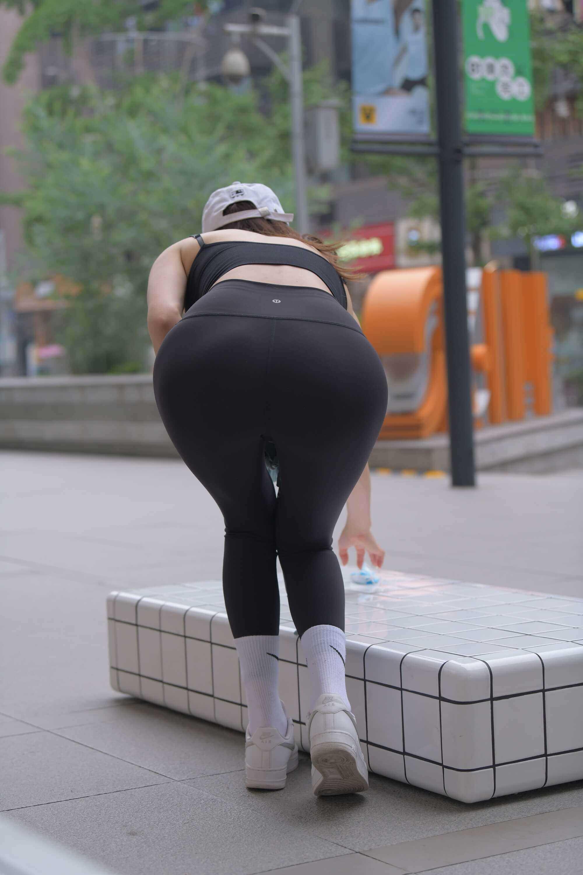 282371ah2cxpqrfp.jpg