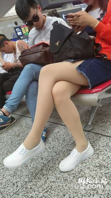 8066hadvf2ej4yf.jpg