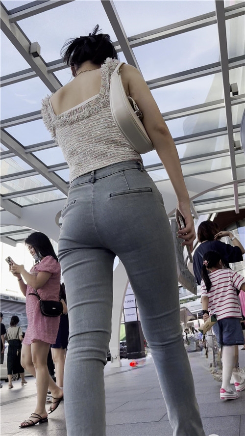 15970tffrpszp2jr.jpg