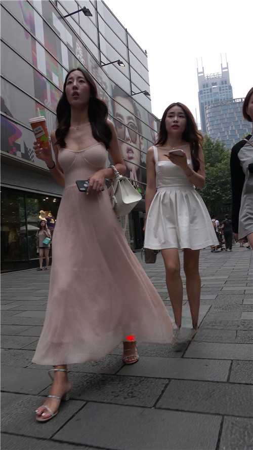 98573ju24ydue4i.jpg