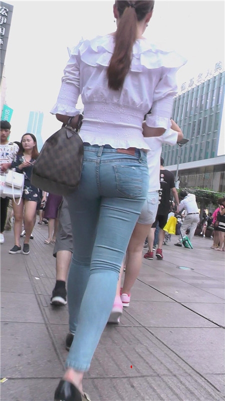 1132cldn4i0g5ky.jpg