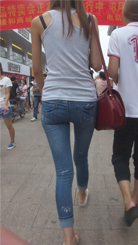 15860dpqcbgrn0a.jpg