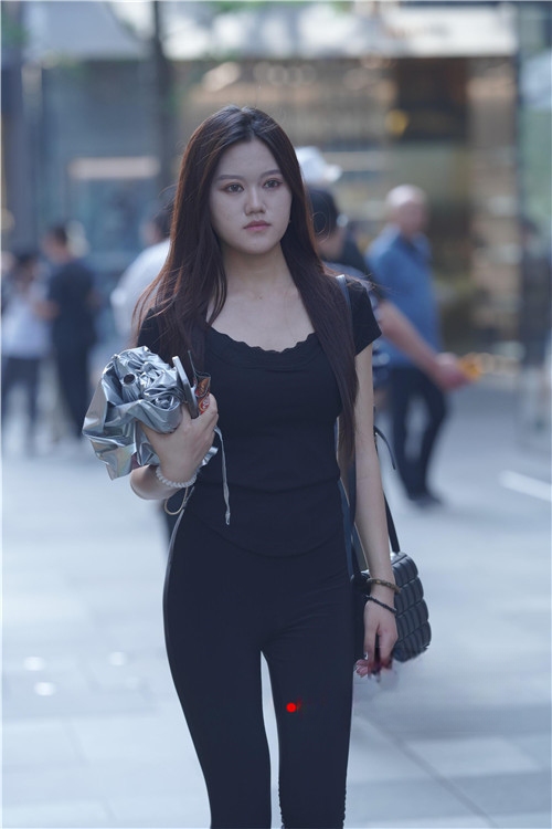 31248chdrwxftwmv.jpg