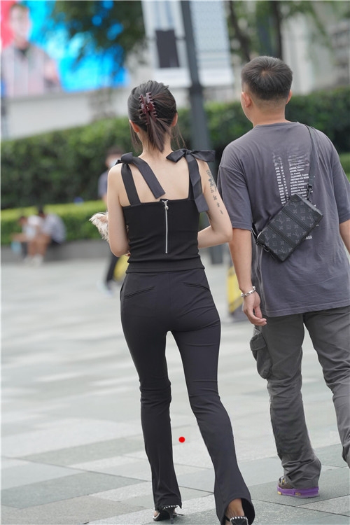 31225s2zmm0fadwh.jpg