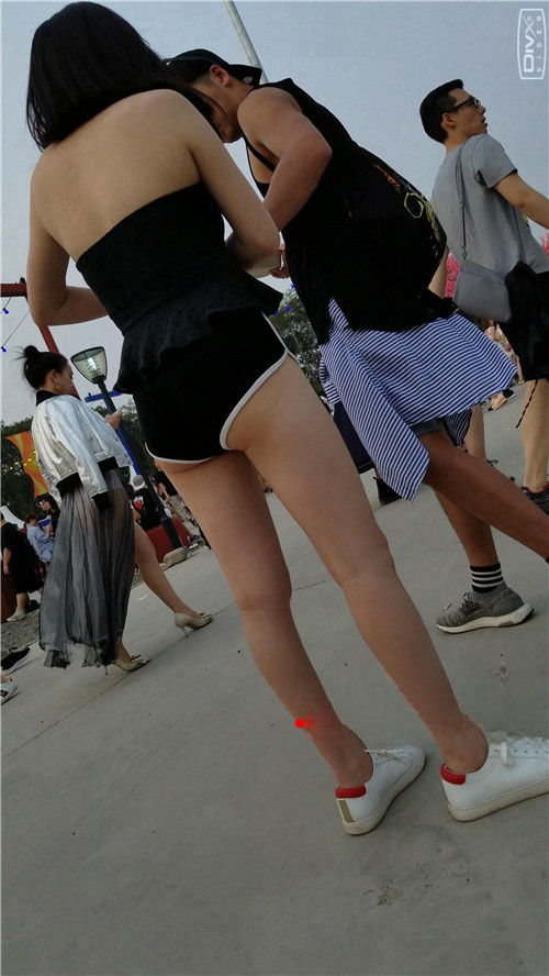 105355ikrcjrcue0.jpg