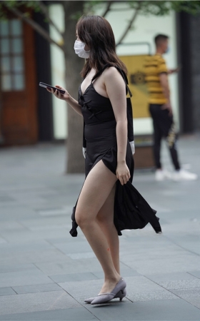 丰腴黑裙妹子(104P)
