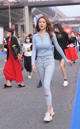 （套图）蓝色牛仔裤美女(79P)