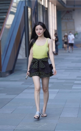 气质长发美女(82P)