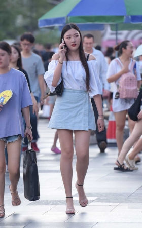 肉肉的美女 [12P]