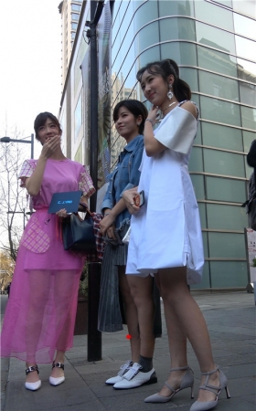 几个漂亮的小姐姐