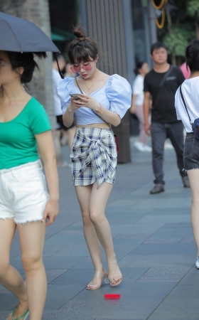 白皙小姐姐3A3325[169M]