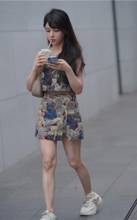 喝咖啡的气质美女(54P)