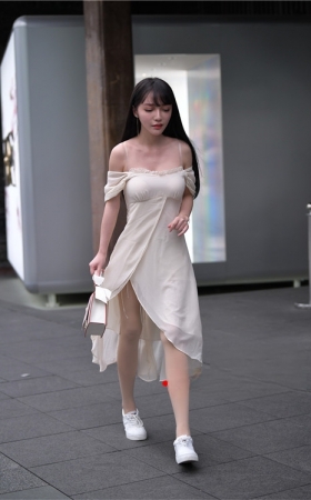 漂亮的美女小姐姐(58P)