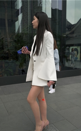 漂亮的气质美女(97P)