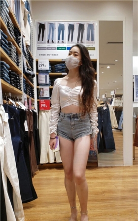 （视频）大长腿美女