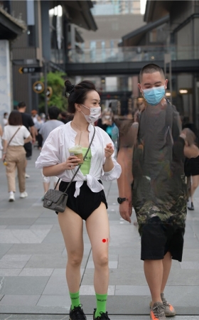 绿袜美腿小姐姐(39P)