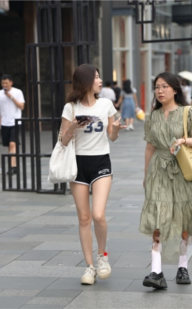 黑色短裤美女(53P)