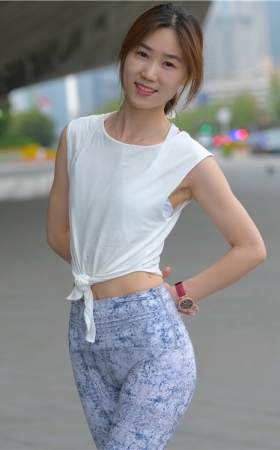 搭讪紧身瑜伽裤美女(176P)