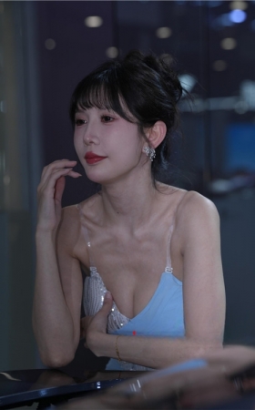 性感的车模美女(184P)