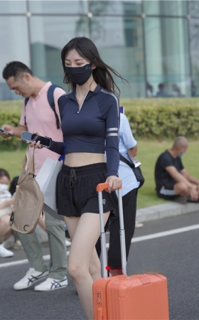运动装小姐姐(83P)