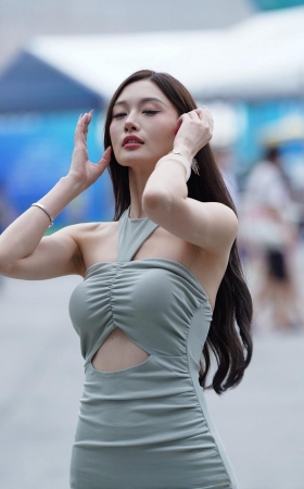 高跟长裙美女3A8334[2.69G]
